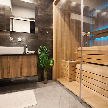 Stylish Loft With Finnish Sauna Budapest Ngoại thất bức ảnh